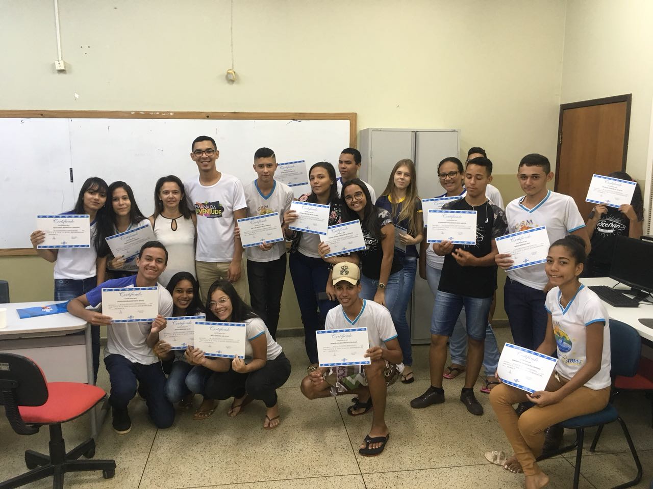Fundação da Juventude de Porto Nacional entrega certificados de curso em parceria com o Sebrae