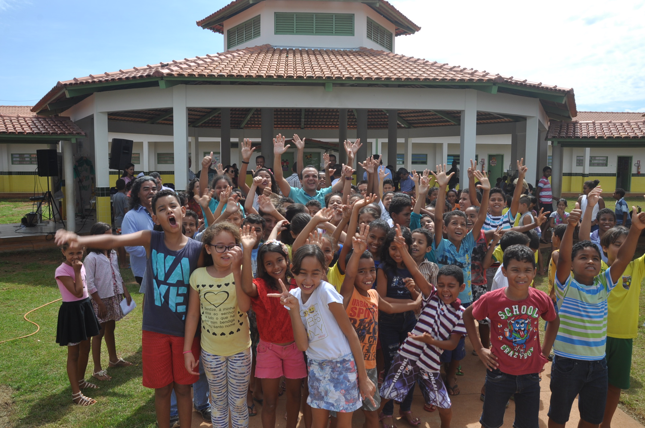 Prefeitura de Porto Nacional e Instituto UTAMBOR lançam Projeto Menino de Luzis em escola de Luzimangues