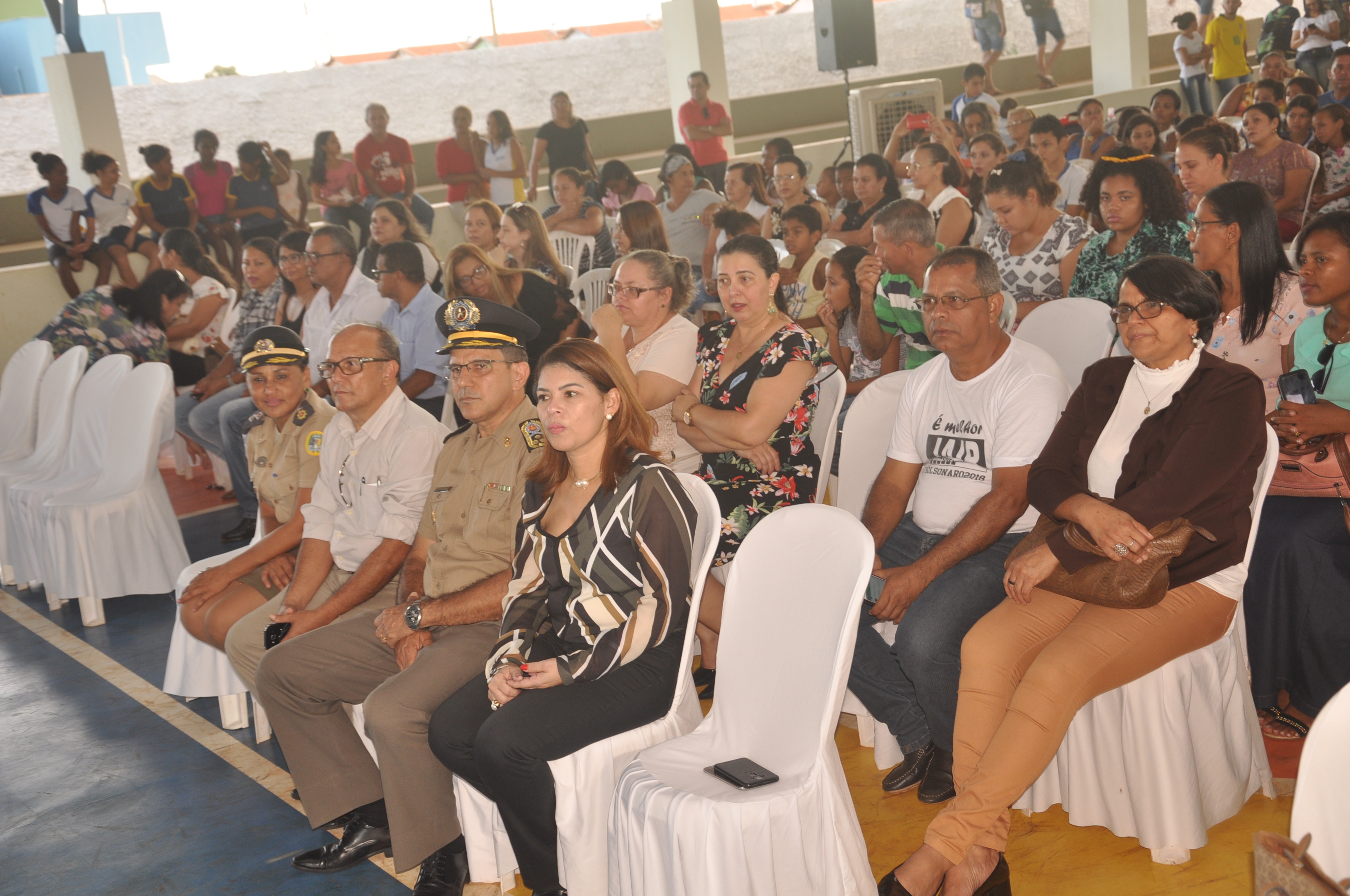 Secretária Municipal da Educação de Porto Nacional prestigia lançamento do Colégio Militar no Município